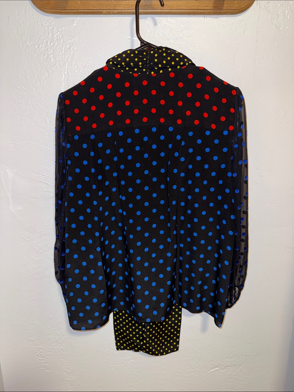 Alice + Olivia Black Polka Dot Mixed-Color Tie-Neck Blouse - Picture 2 of 6
